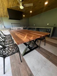 W Oak Table