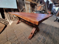 Mesa Comedor Roble Rojo X con 4 Bancas