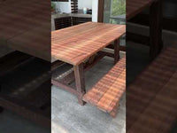 Mesa Comedor Roble Rojo A Con Dos Bancas