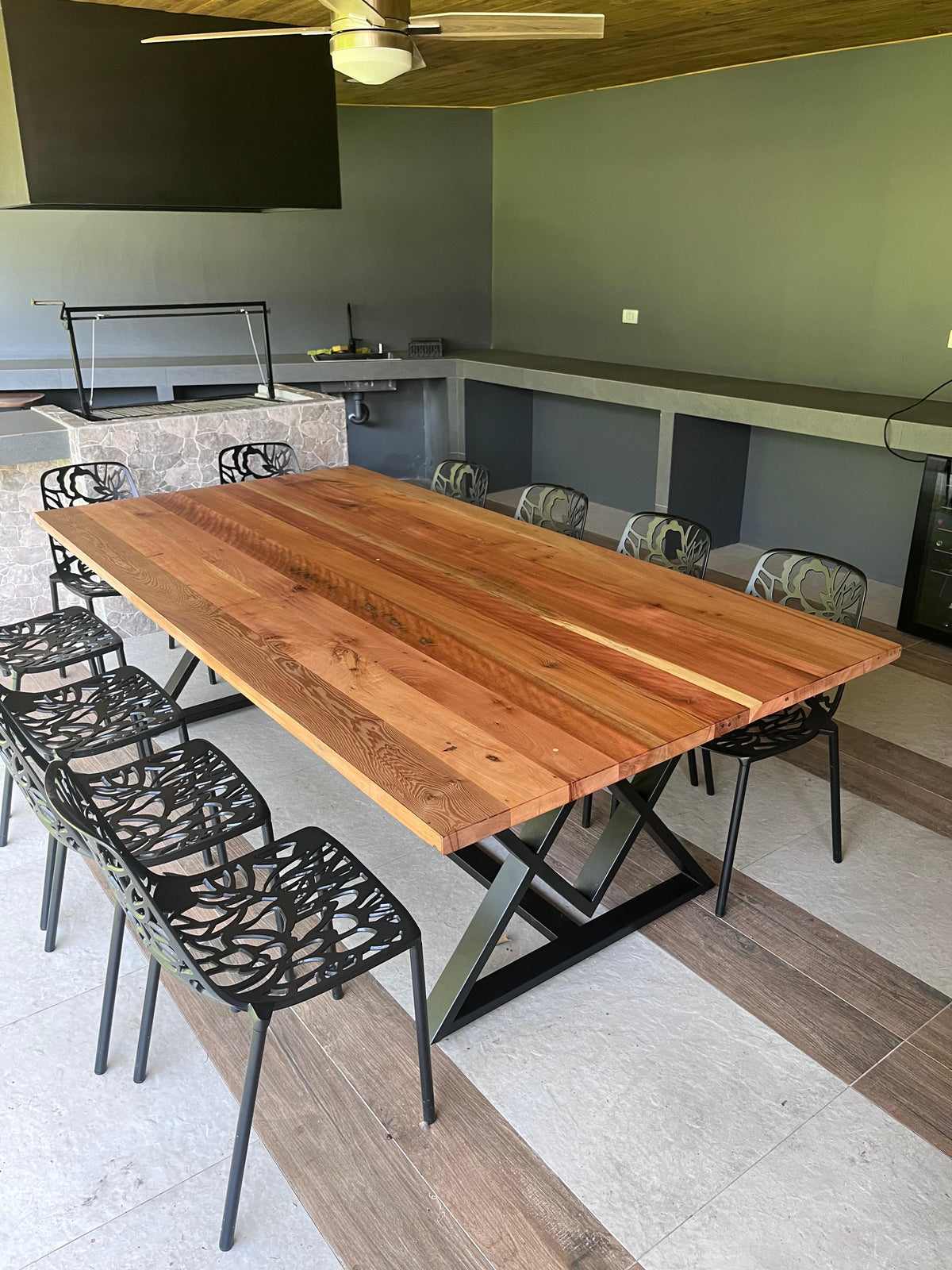 W Oak Table