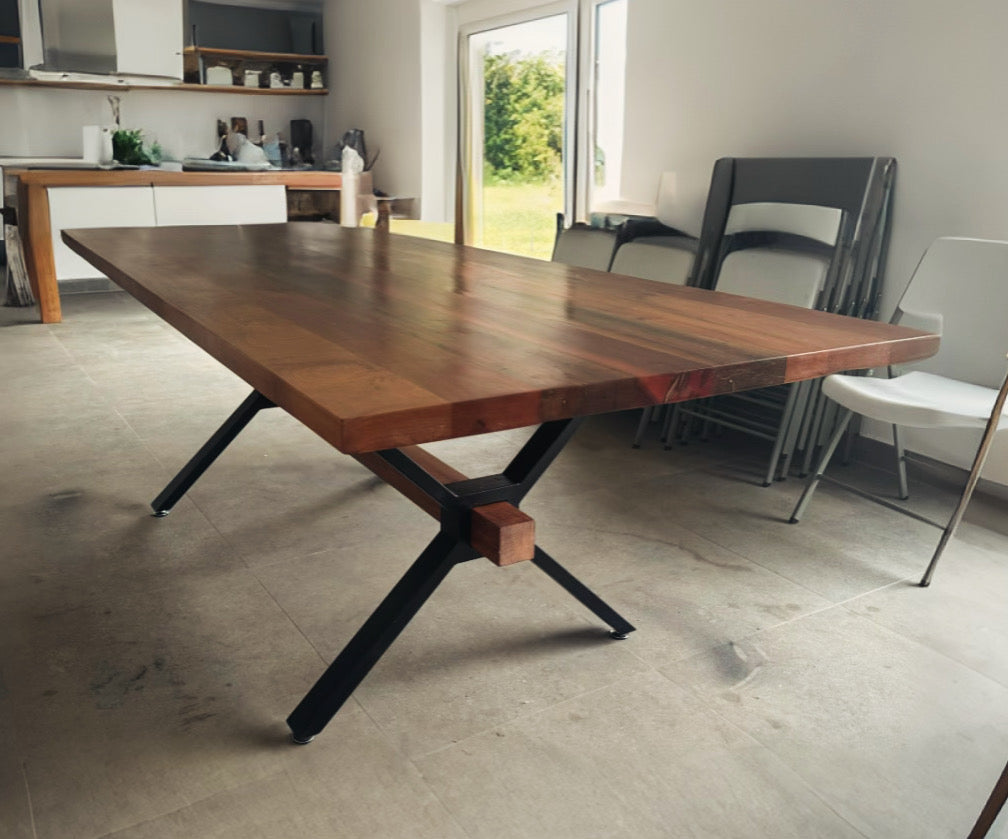 Mesa de comedor de diseño consciente hecha en Chile – Nowü