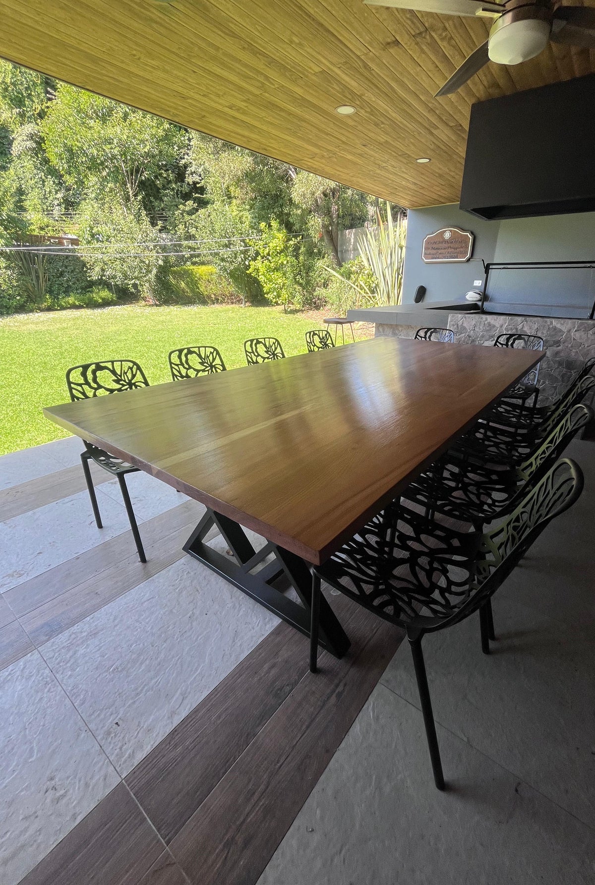 W Oak Table