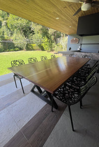 W Oak Table