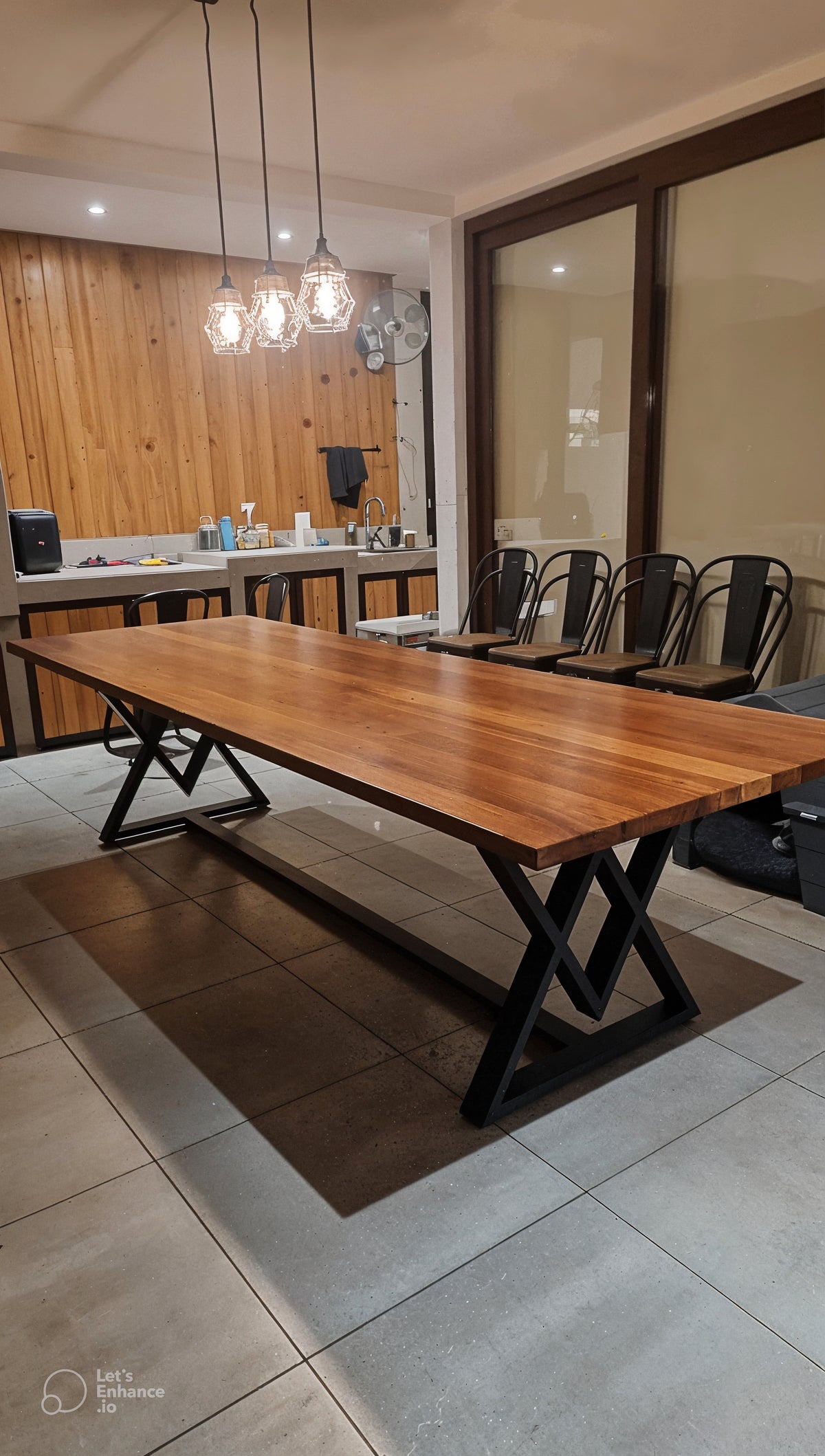 W Oak Table
