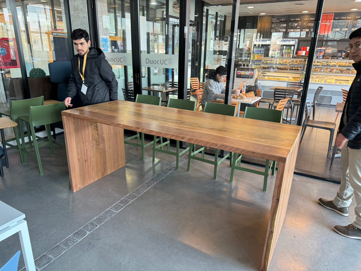 Mesa Barra de Bar de roble macizo artesanal fabricada en Chile – Nowü