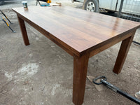 Mesa Comedor Roble Clásica