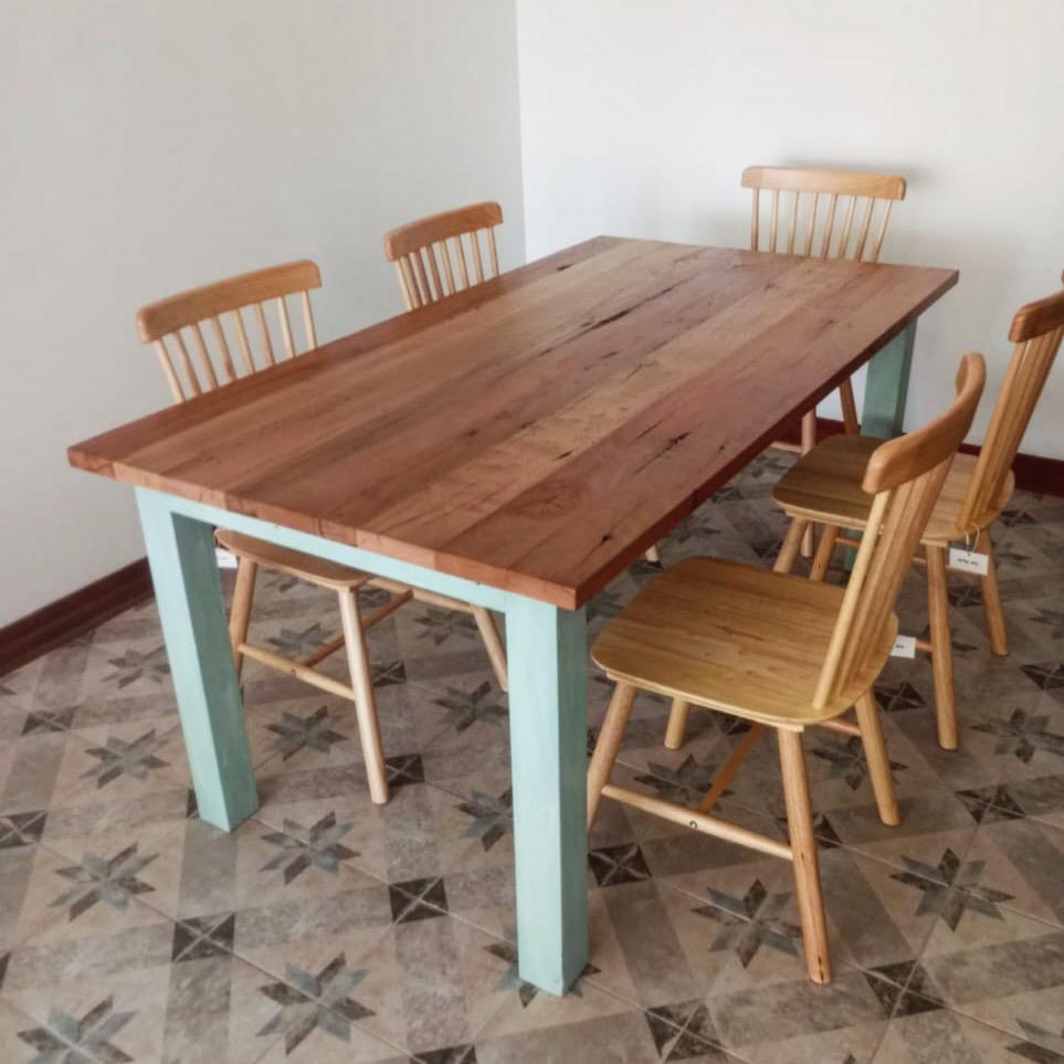 Mesa Comedor Roble Clásica