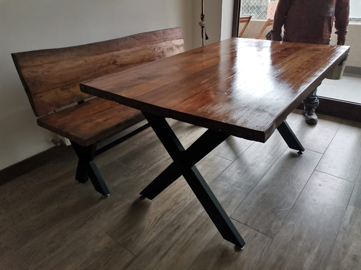 Mesa Comedor Roble Fierro X  Bancas con Respaldo
